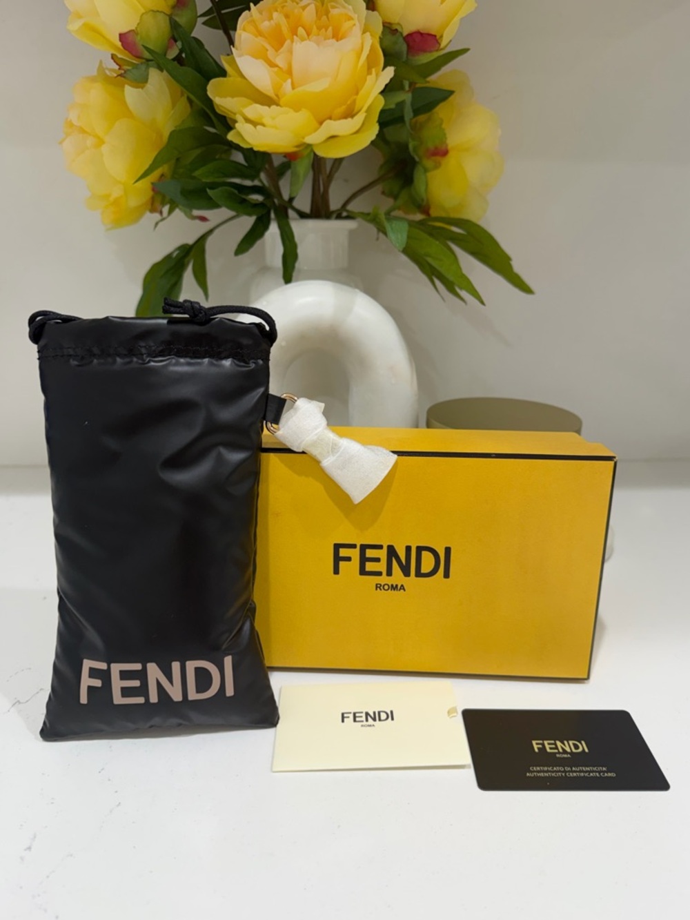 Fendi Box with Sunglasses Pouch and card - Picture 2 of 13